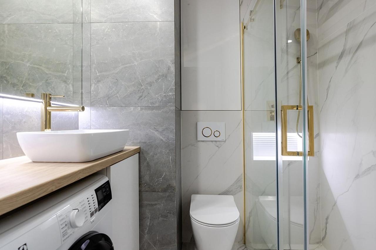 Apartment Wola, Wi-Fi, Smart Lock, Air Condition Varsovia Exterior foto