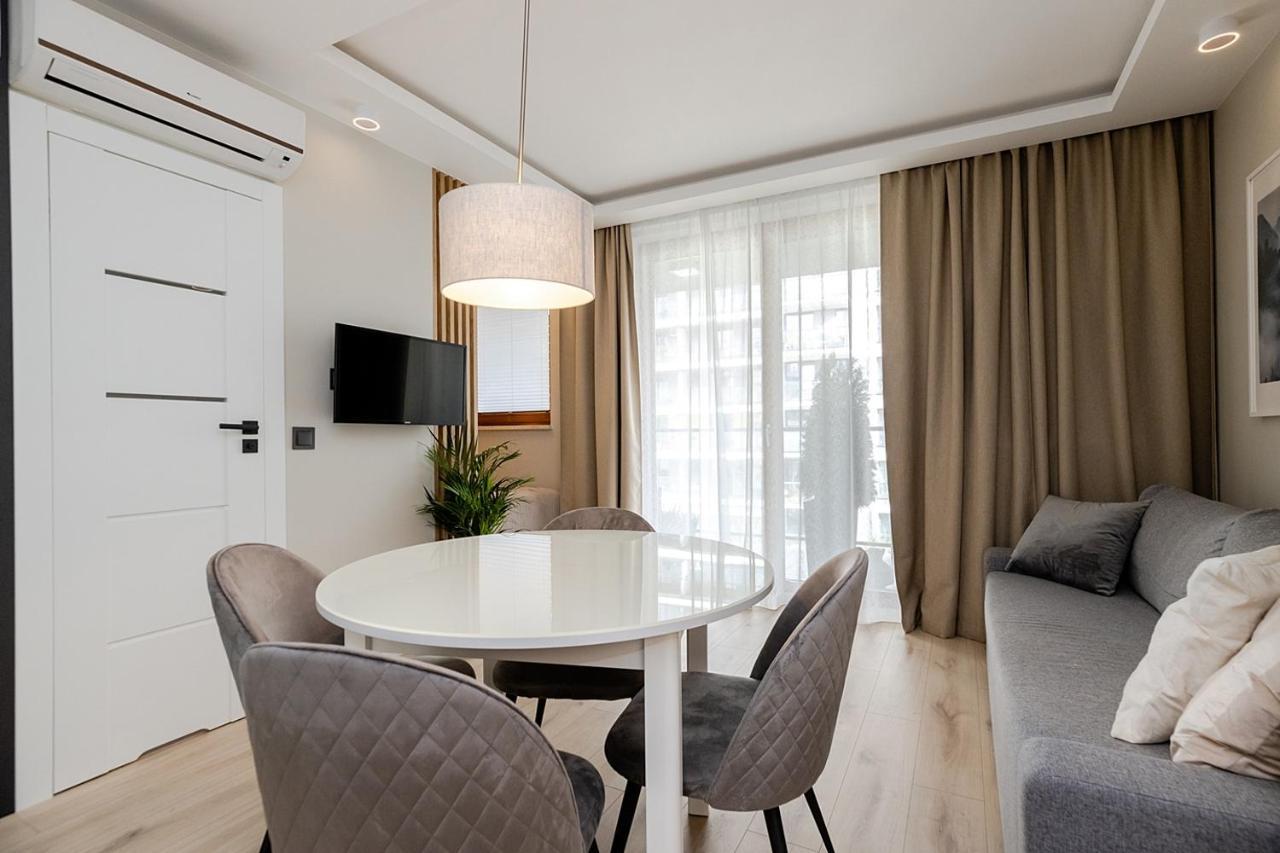Apartment Wola, Wi-Fi, Smart Lock, Air Condition Varsovia Exterior foto