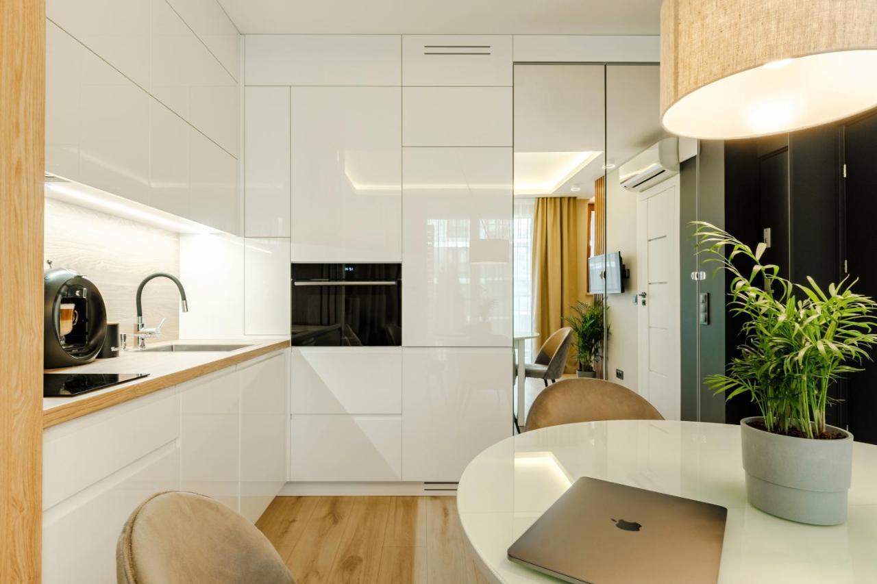 Apartment Wola, Wi-Fi, Smart Lock, Air Condition Varsovia Exterior foto