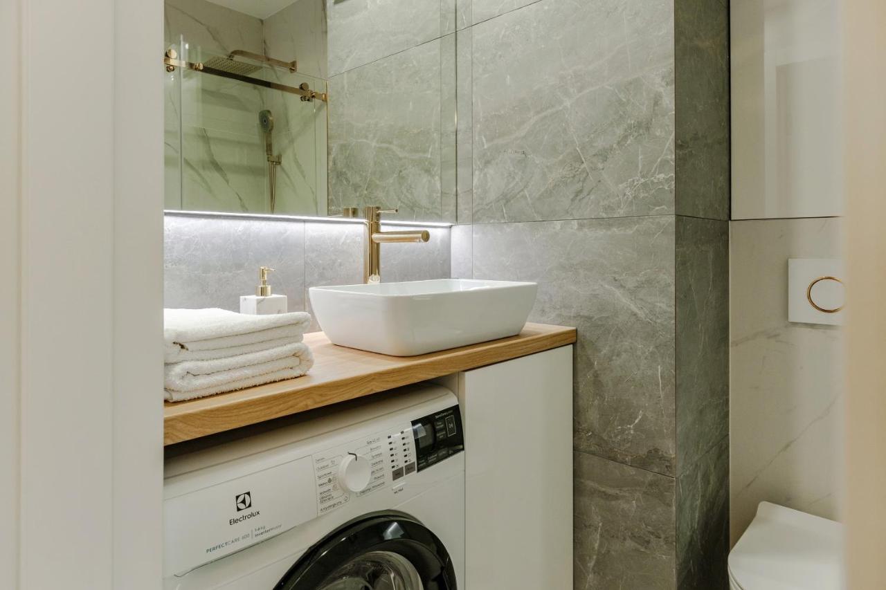 Apartment Wola, Wi-Fi, Smart Lock, Air Condition Varsovia Exterior foto
