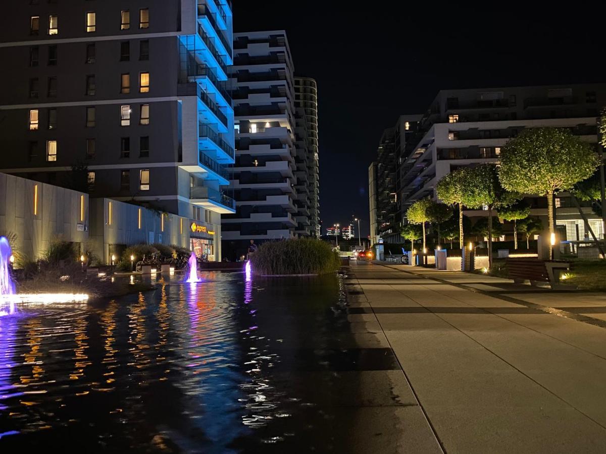 Apartment Wola, Wi-Fi, Smart Lock, Air Condition Varsovia Exterior foto